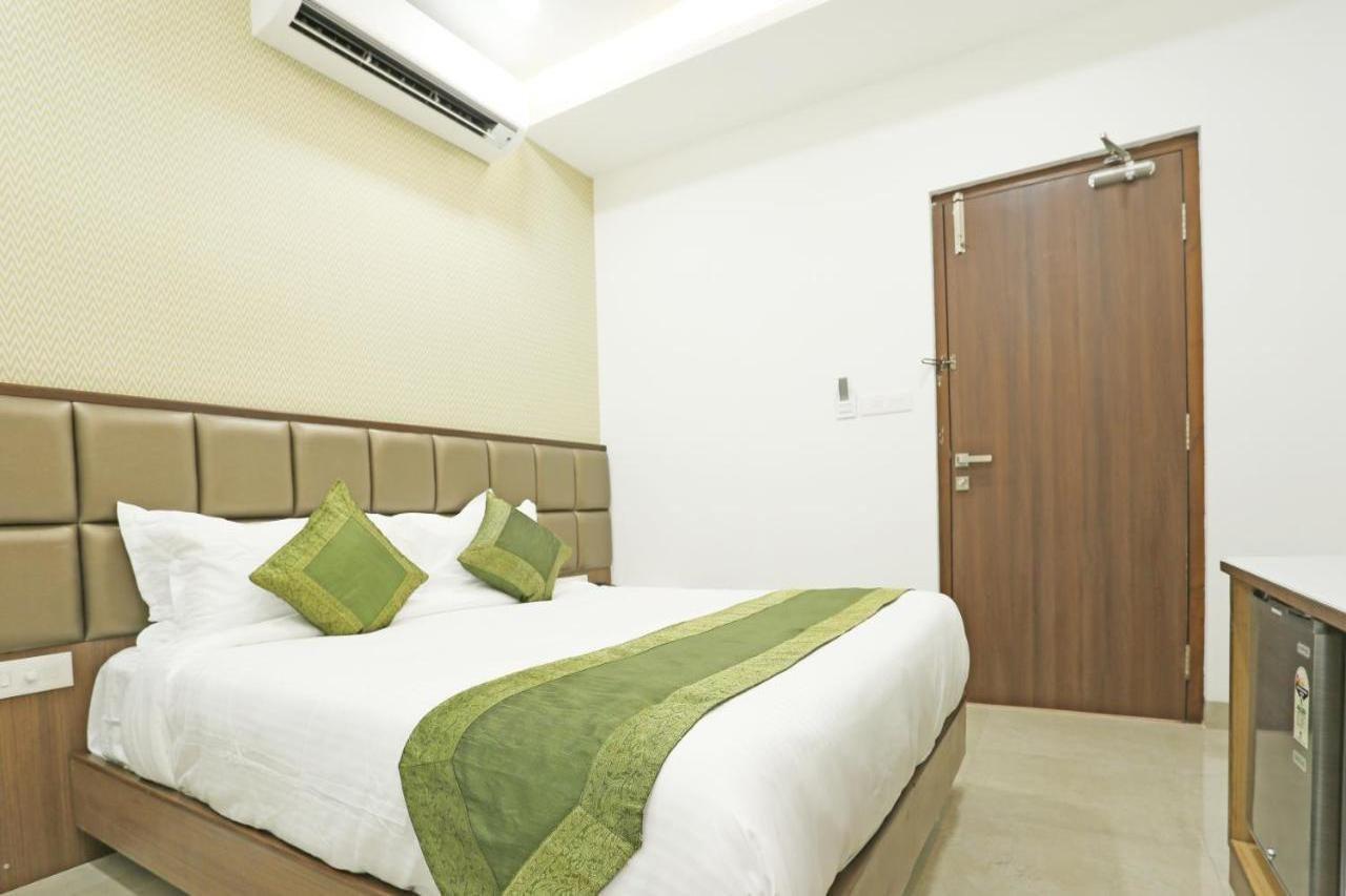 Treebo Pechis Castle Chennai